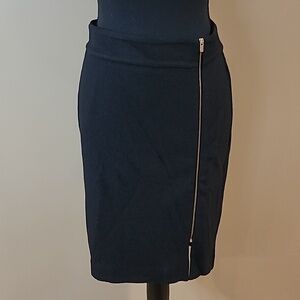 BANANA REPUBLIC Wool Blend Lined Black Skirt, Full Gold Toned Zipper